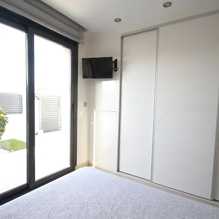 Villa Stylish With Pool Torrevieja
